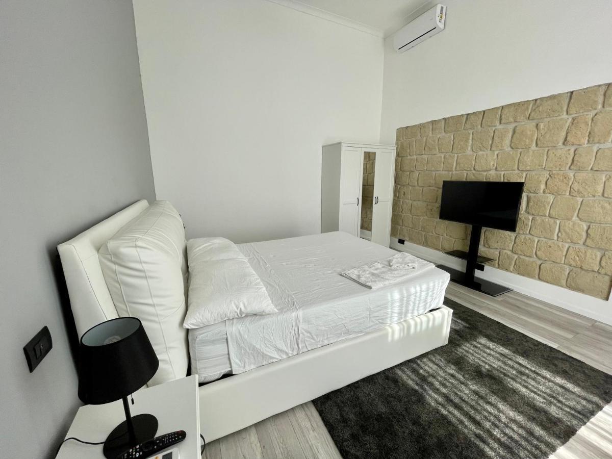 Napoli Comfort Home ภายนอก รูปภาพ