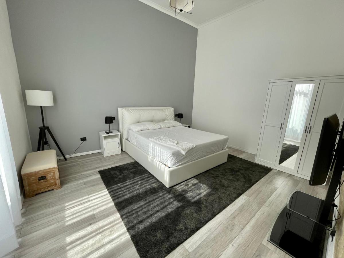 Napoli Comfort Home ภายนอก รูปภาพ